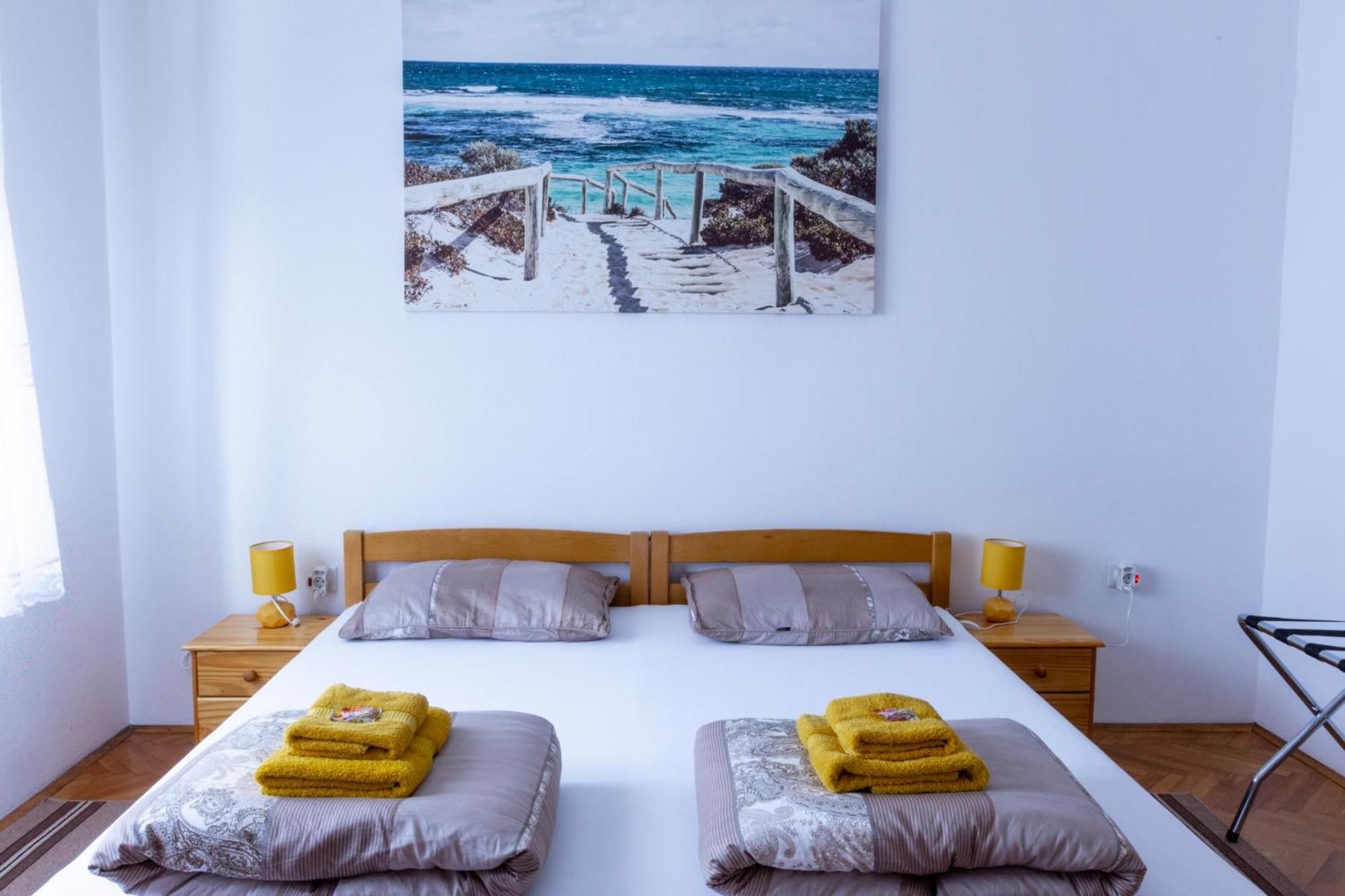 Sea View Retreat With 170Mbps Wifi And Sunny Balcony Lägenhet Kastav Exteriör bild